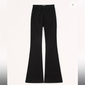 NWOT Abercrombie & Fitch Ultra High Rise Stretch Flare Jean